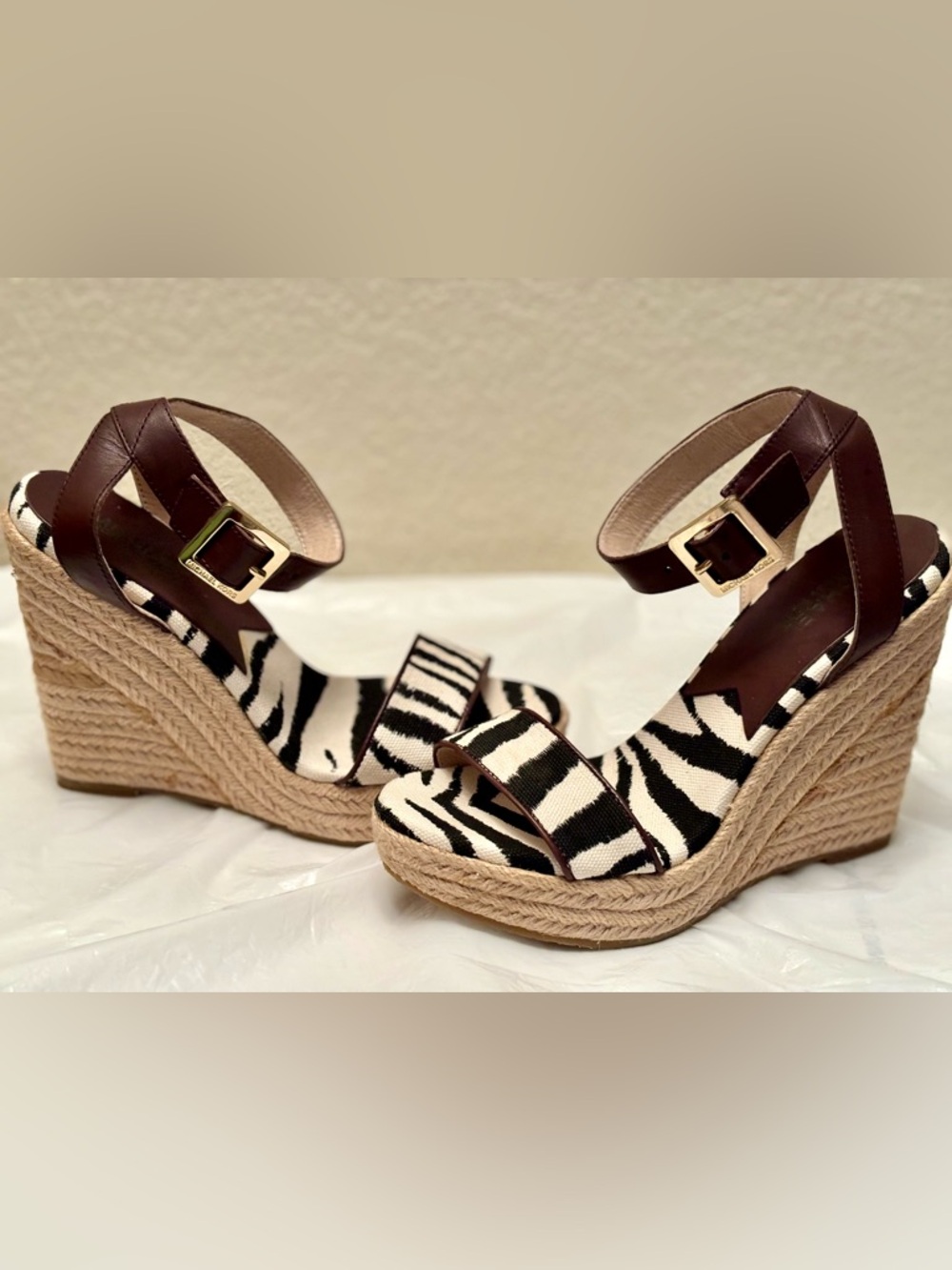 ✨New MICHAEL Michael Kors Black & White Zebra Espadrille Wedge Sandals✨